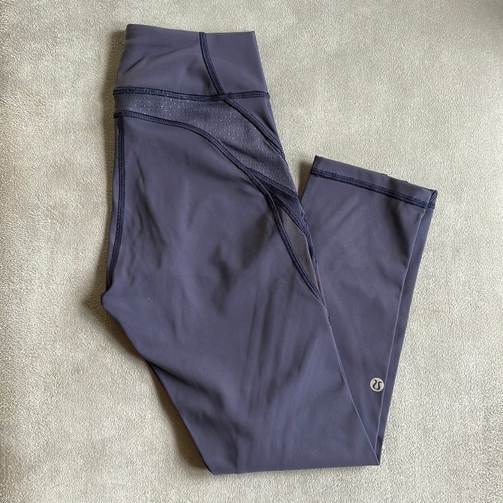 Lululemon mid length leggings